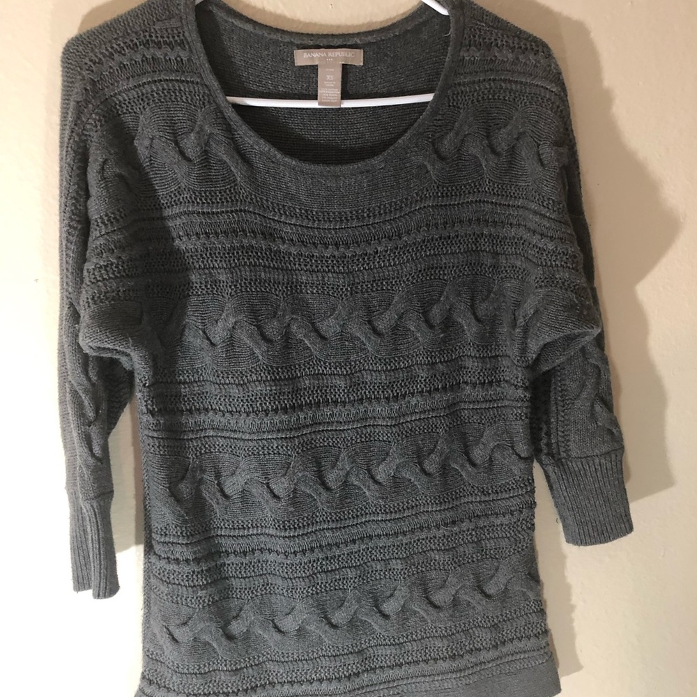 🌂Gray Banana 🍌 Republic Sweater Sz. PS